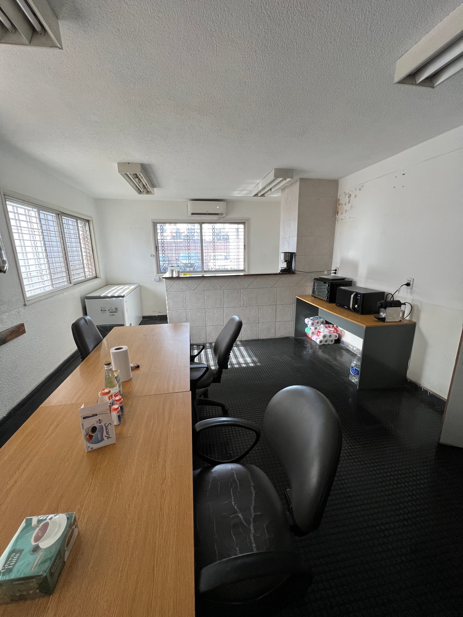 Después de la reforma — cocina renovada, diseño de interiores Remodelante